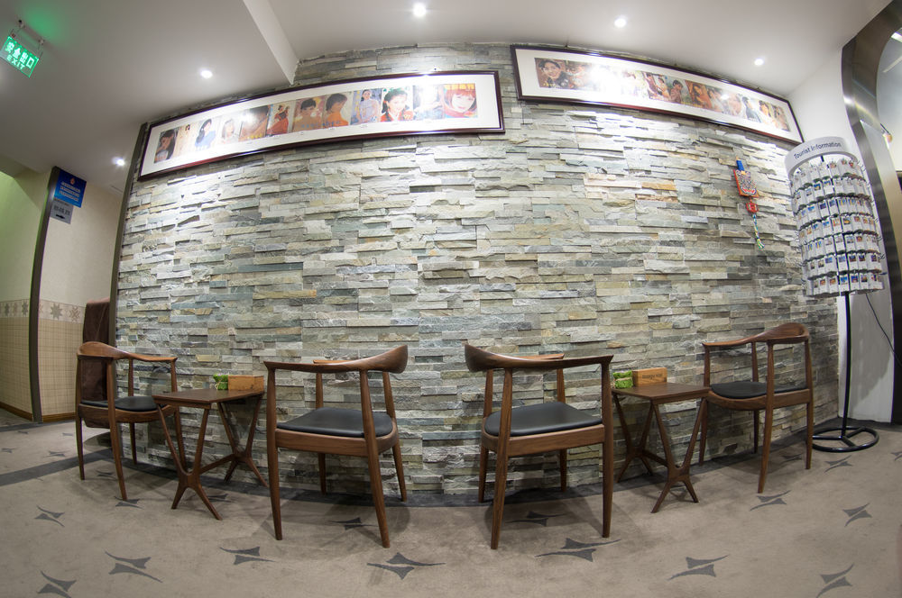 Nostalgia Hotel Beijing Guozijian Ghost Street - Near Beijing Lama Temple, Beihai Park, Jingshan Park, Drum Tower, Houhai Bar Street, Tian'Anmen Square, Located In Beijing Traditional Hutongs, 5 Minutes Away From Beixinqiao Metro Station Eksteriør billede